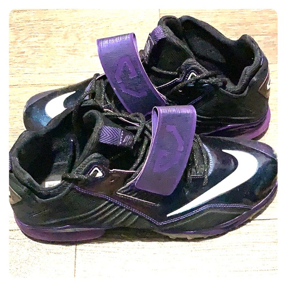 Nike Other - Men’s Nike Sneakers (Calvin Johnson’s)